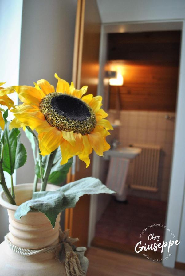 Auberge De Ballens Zewnętrze zdjęcie